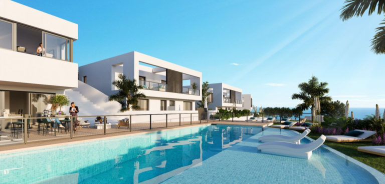 3-bed brand new townhouse in Mijas, close to golf.