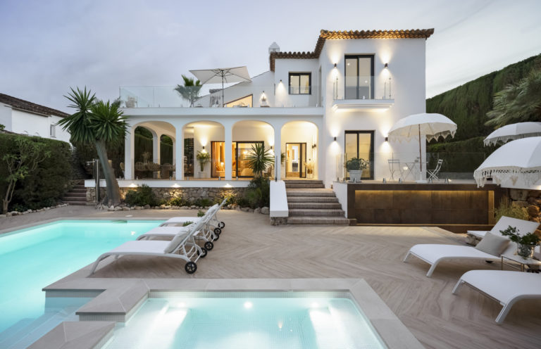 Villa recientemente renovada en Nueva Andalucia, Marbella