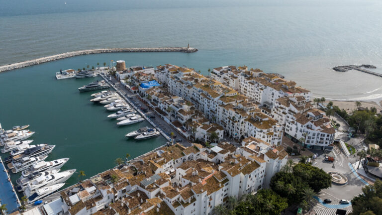 Apartamento en venta en Marbella - Puerto Banus, Marbella