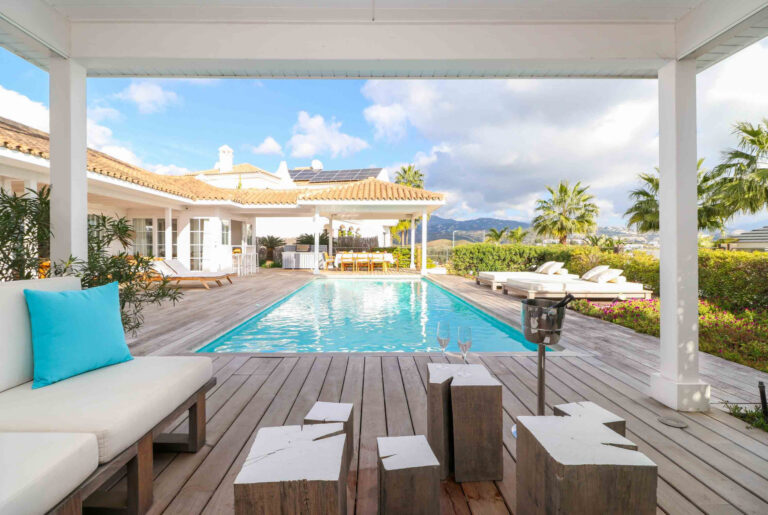 Chalet en venta en La Alqueria, Benahavis