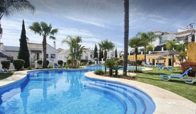 Apartamento en el corazón del Valle del Golf, Nueva Andalucía